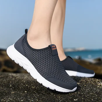 Мъжки спортни обувки 2023 Нови летни Ежедневни маратонки Дишаща градинска лека модерни спортни обувки за ходене в стила на двойки
