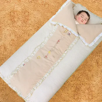 Детски Есенно-зимния детски цветен памук сгъсти топло разширено спален чувал, детско стеганое одеяло със сладка бродерия
